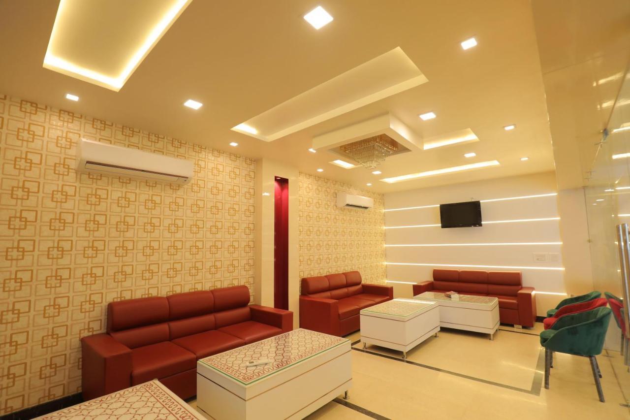 Hotel Sahib'S Red Carpet - Family & Corporate Hotel Chain Agra (Uttar Pradesh) Exterior photo
