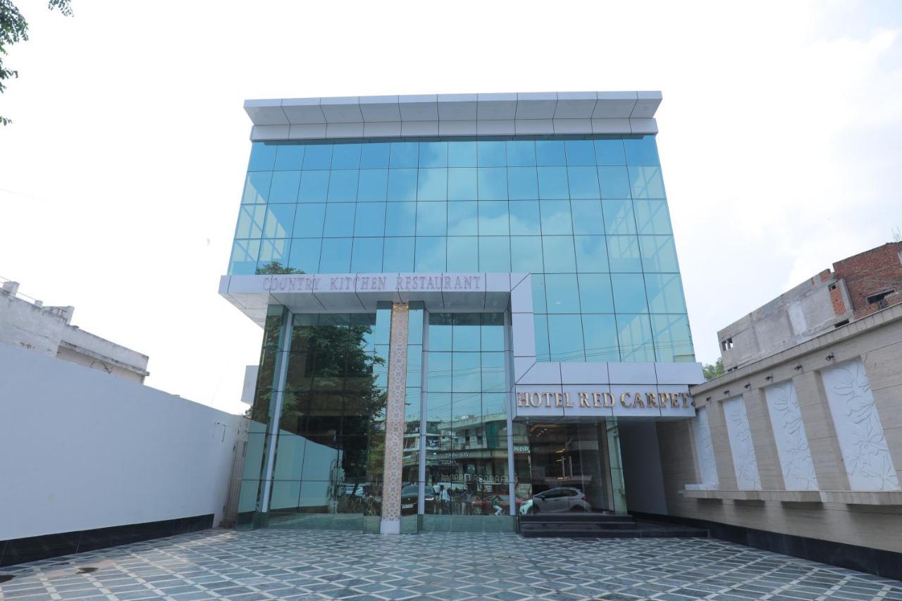 Hotel Sahib'S Red Carpet - Family & Corporate Hotel Chain Agra (Uttar Pradesh) Exterior photo